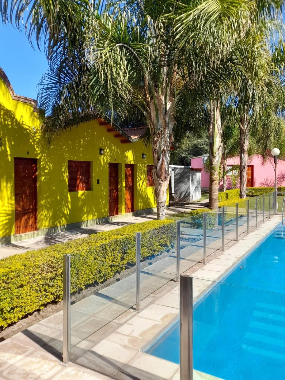 לה ריוחה Cabanas Puertas Del Sol מראה חיצוני תמונה