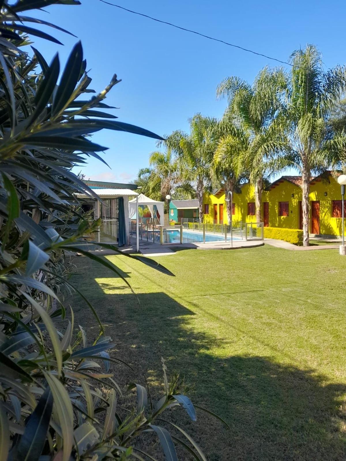 לה ריוחה Cabanas Puertas Del Sol מראה חיצוני תמונה